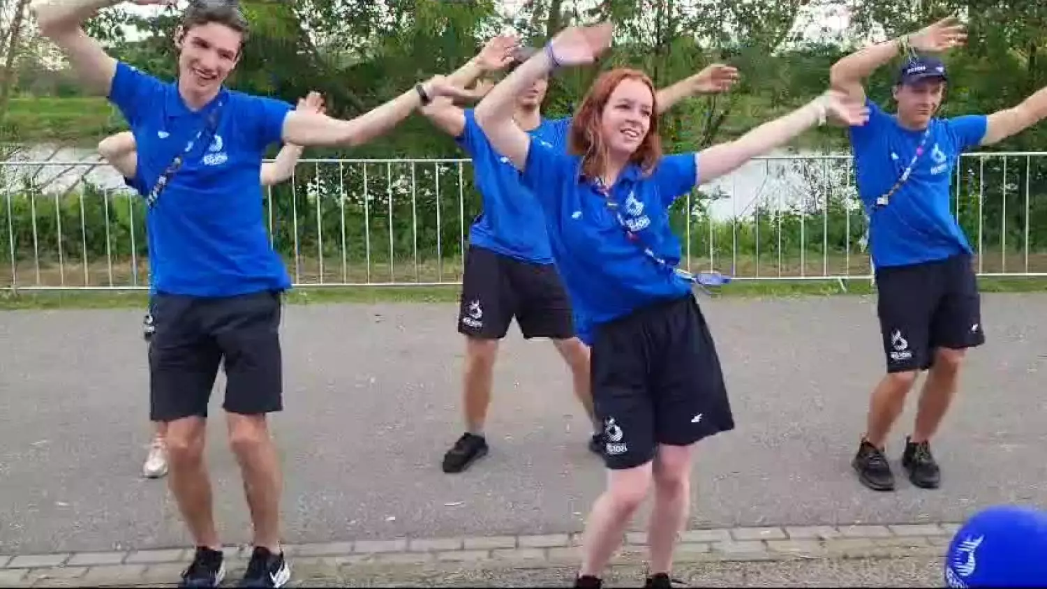 6635c67a-9246-4bd2-b36d-695648a7f322.mp4