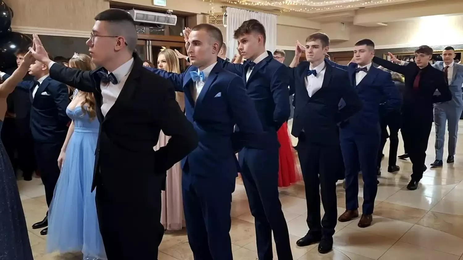 Studniówka 2025 - Zespół Szkół Technicznych w Chełmie [WIDEO]