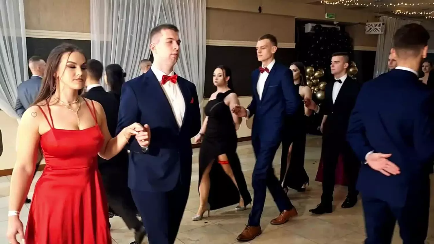 Studniówka 2025 - Zespół Szkół Ekonomicznych i Mundurowych w Chełmie cz. II [WIDEO]