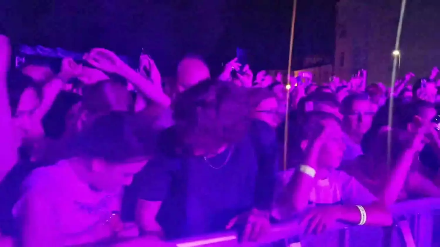 Dni Chełma 2025. Tłumy młodych ludzi bawią się na koncercie Grubsona [FILM]