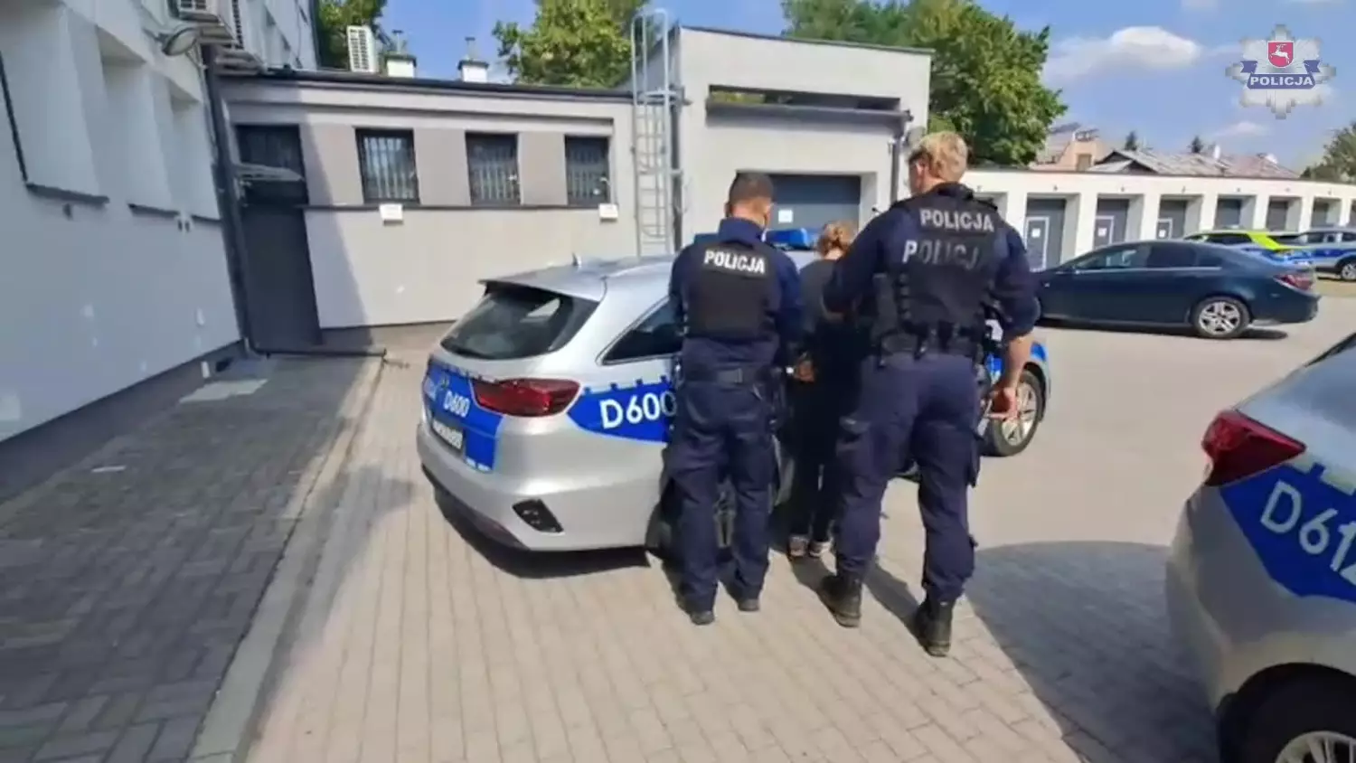 Wróciła po złoto. 46-latka z Chełma znów okradła ten sam sklep jubilerski [FILM]