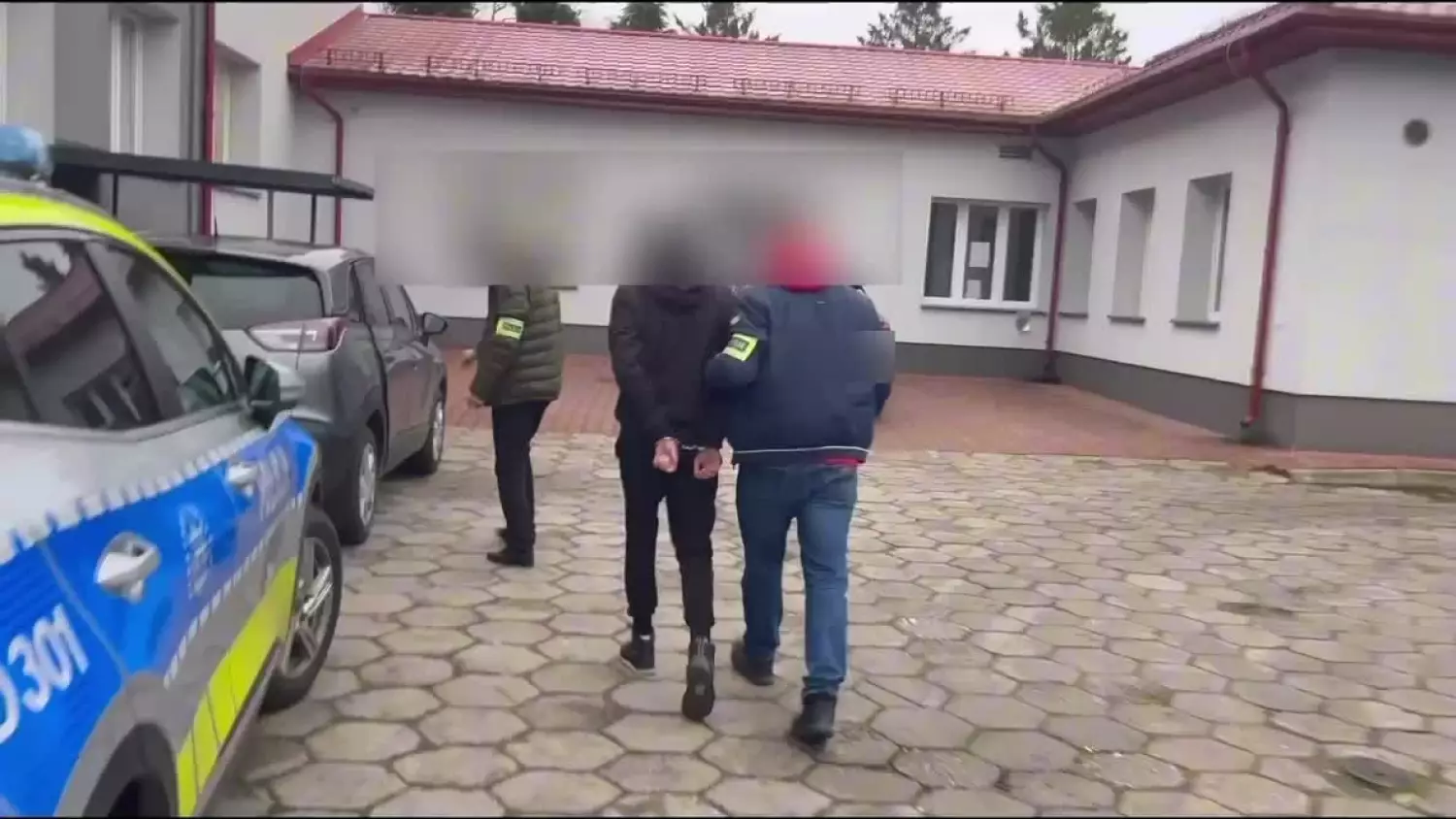 Krasnystaw. Z bronią na brata i ojca. Groził pozbawieniem życia [FILM]