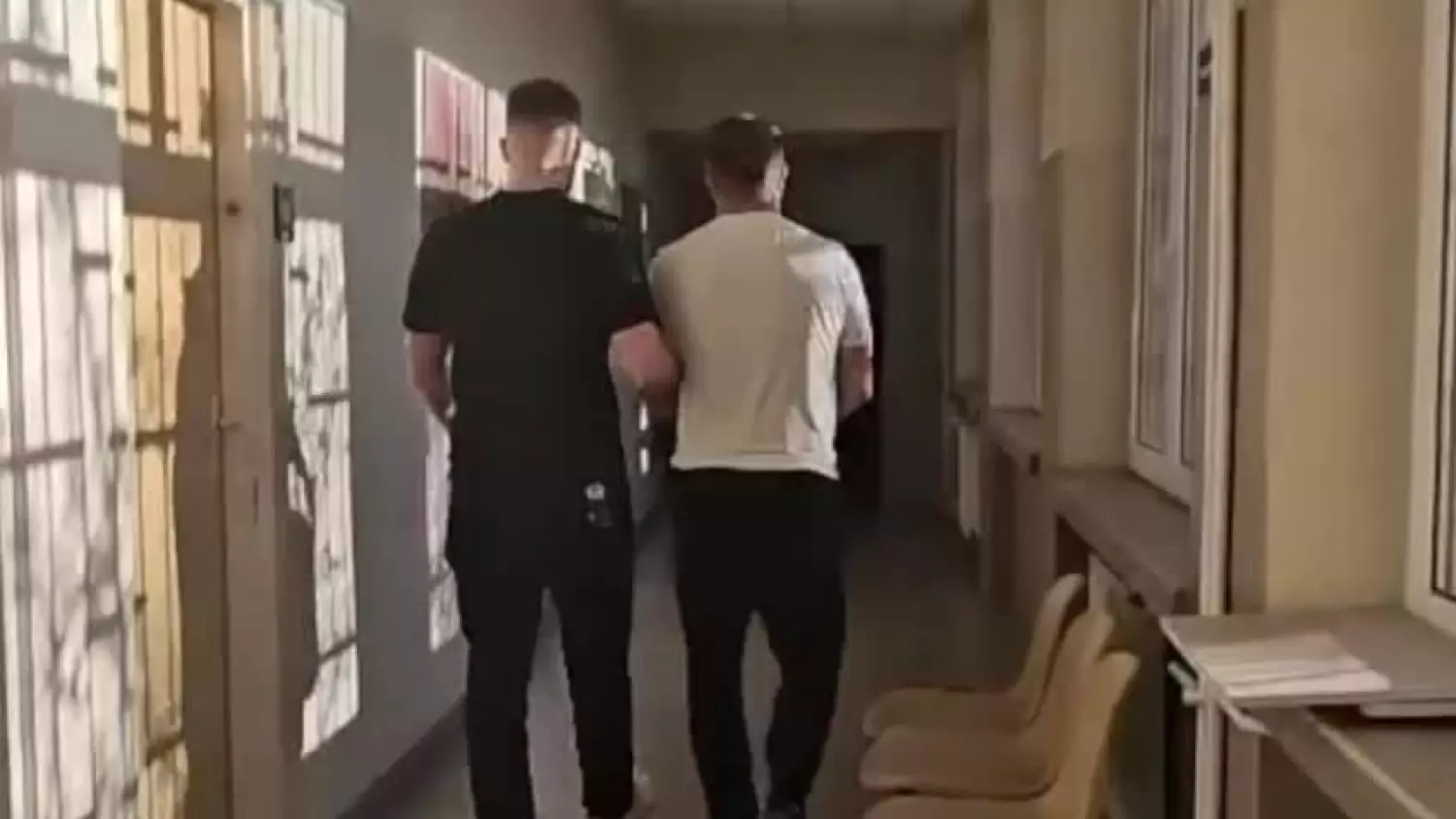 Ponad 3 kg narkotyków, broń i prawie milion złotych. W operacji uczestniczyli funkcjonariusze CBŚP z Chełma [ZDJĘCIA, FILM]