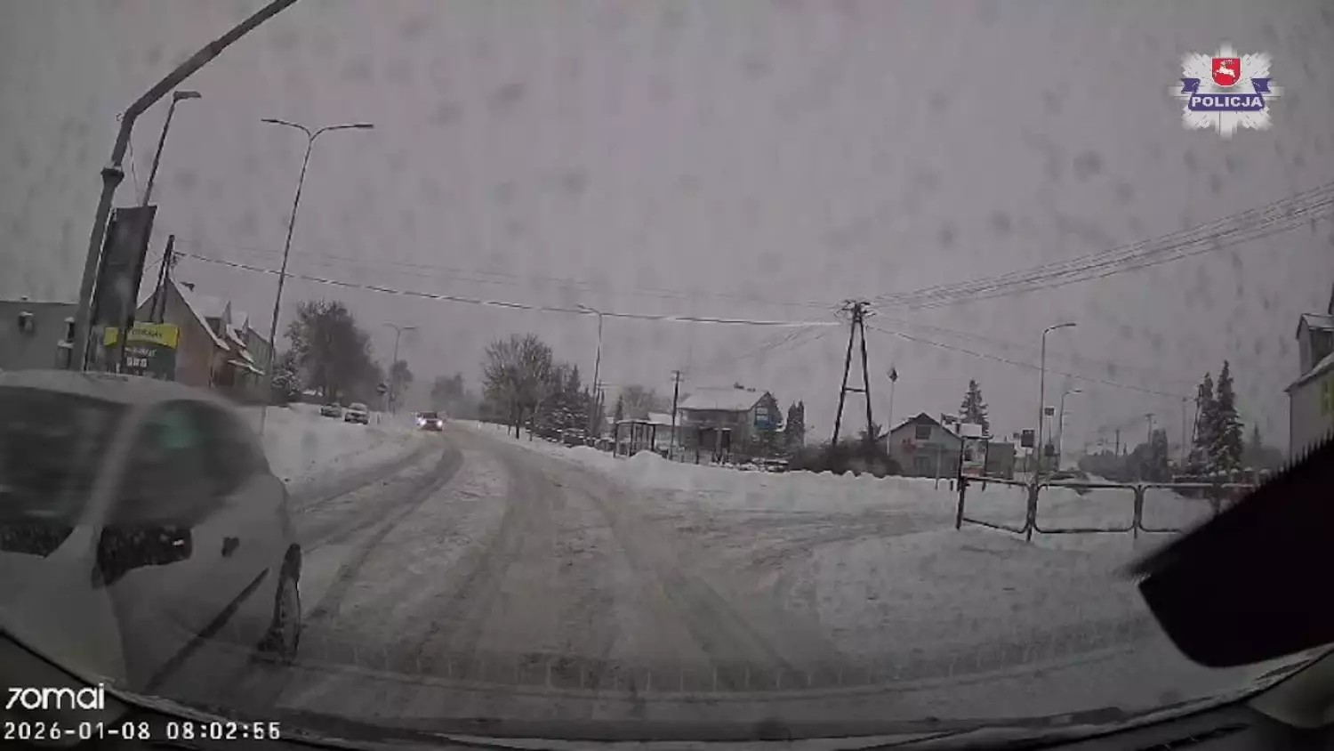 19-latek potrącił pieszą na przejściu [FILM]